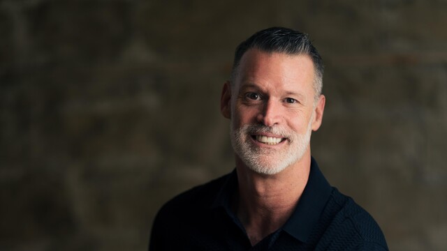 Mark Tewksbury headshot